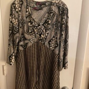 Peck & Peck 2Pc Black and Cream Paisley Blouse